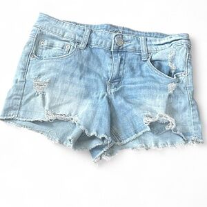 Rue 21 Denim Distressed Shortie Shorts Light Wash Size 6 Stretchy by